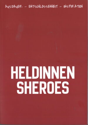 Cover des Katalogs Heldinnen, Rot mit weißer Schrift.